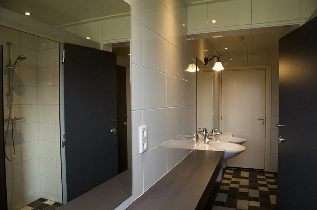 Herkenhoek 5 Bedroom Apartment Heeswijk-Dinther Dış mekan fotoğraf